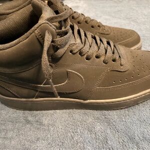 Size 9.5 - Nike Court Vision Mid Triple Black